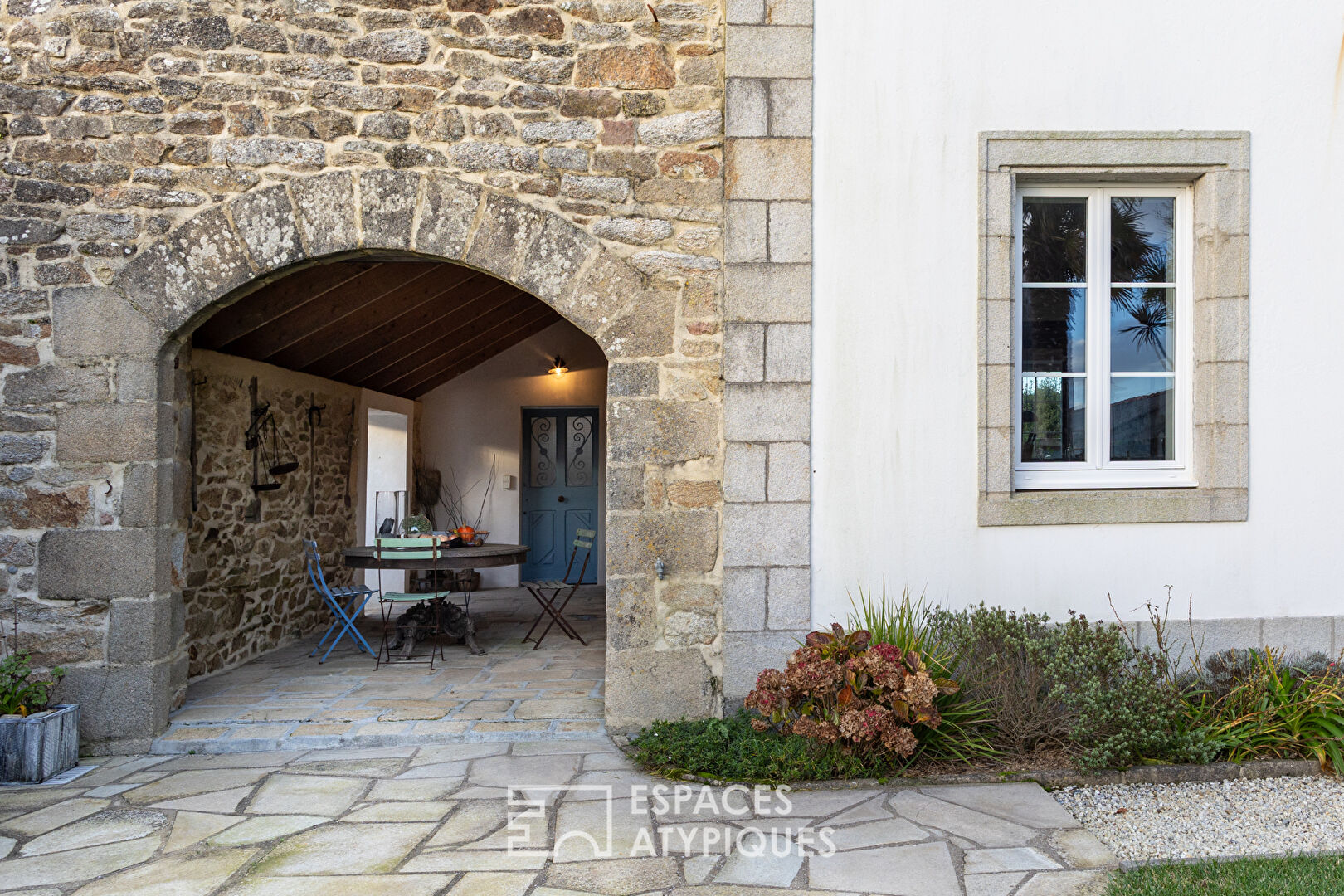 Maison d’exception avec vue mer et charme intemporel dans le Cap Sizun