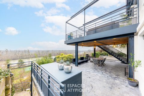 Rehabilitated turn of the century villa, Eiffel Tower view, with contemporary extension.