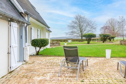 Propriété moderne à la vue panoramique