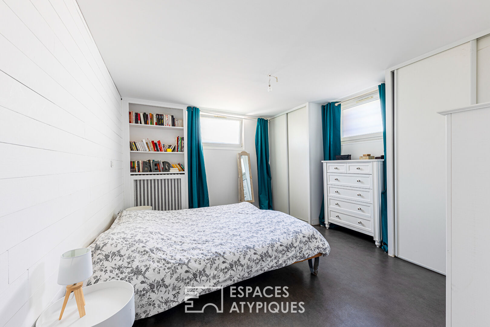 Haussmannian Apartment in Souplex with Garden and Terrace in Argenteuil