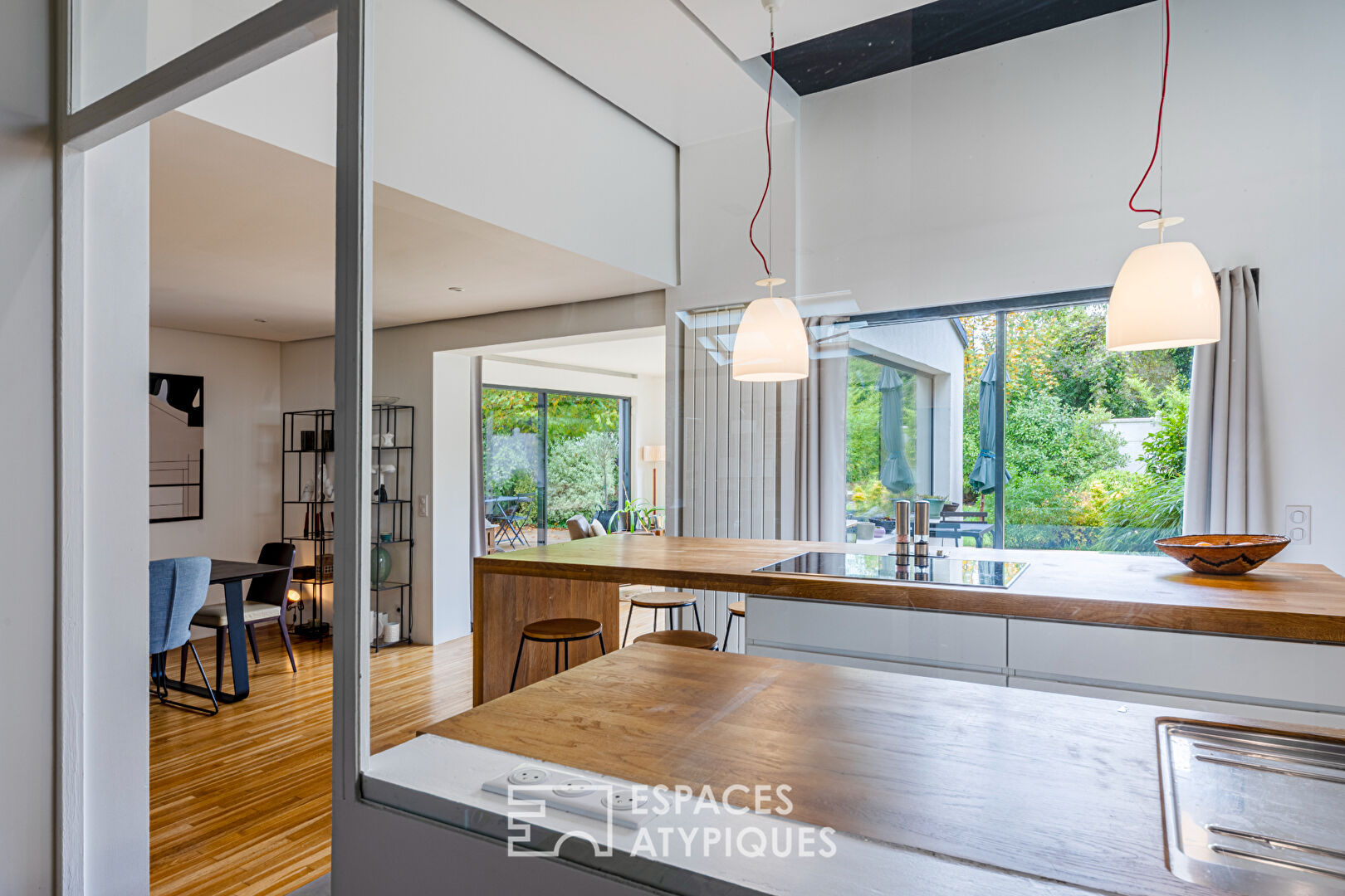 Loft avec jardin paysagé proche de toutes commodités à Deuil la Barre