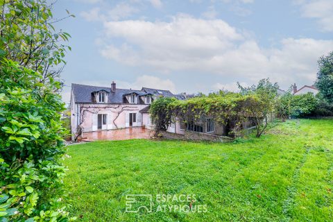 Country house with natural charm on the hillsides of Asnières sur Oise…