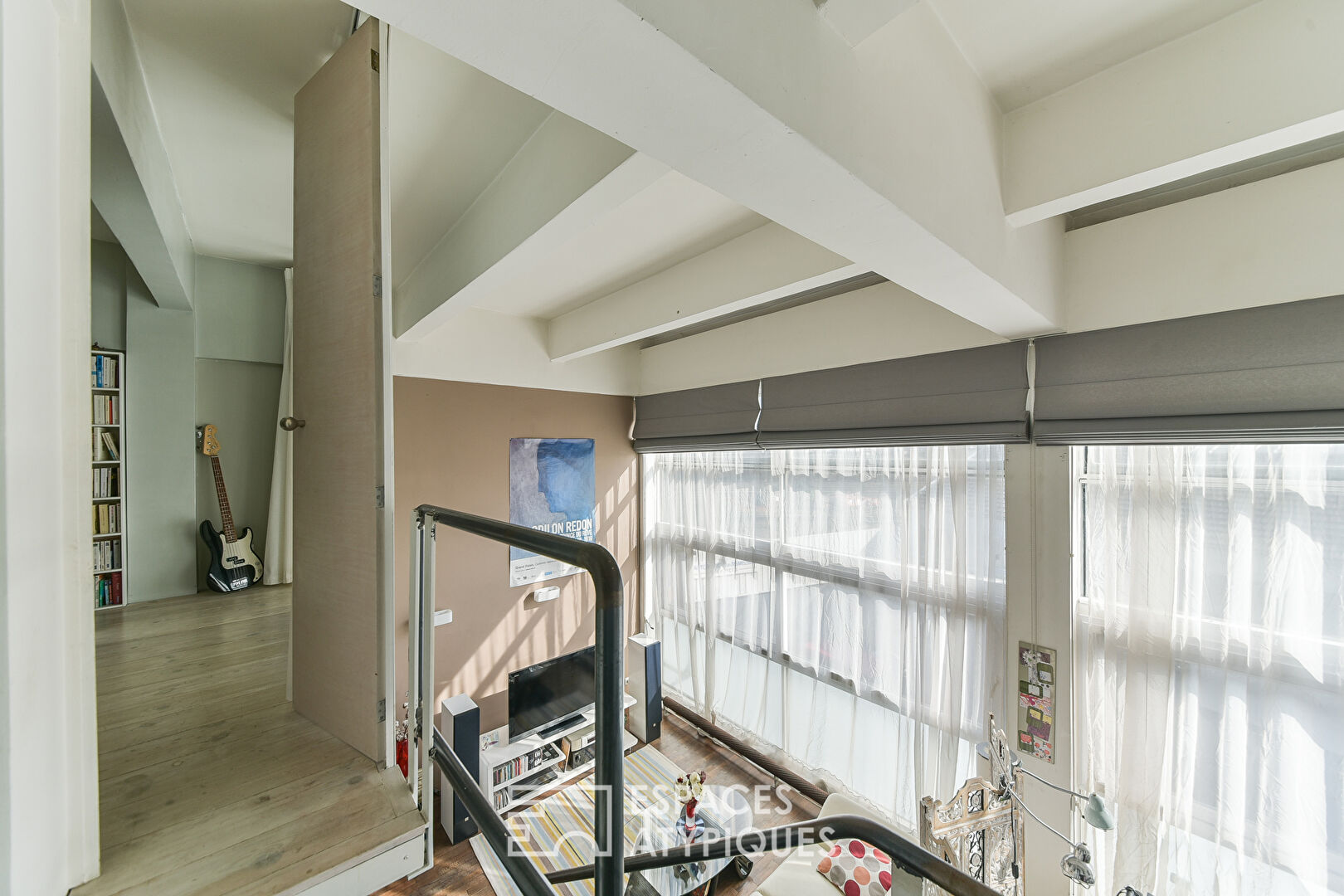 Duplex loft in the spirit of Le Corbusier