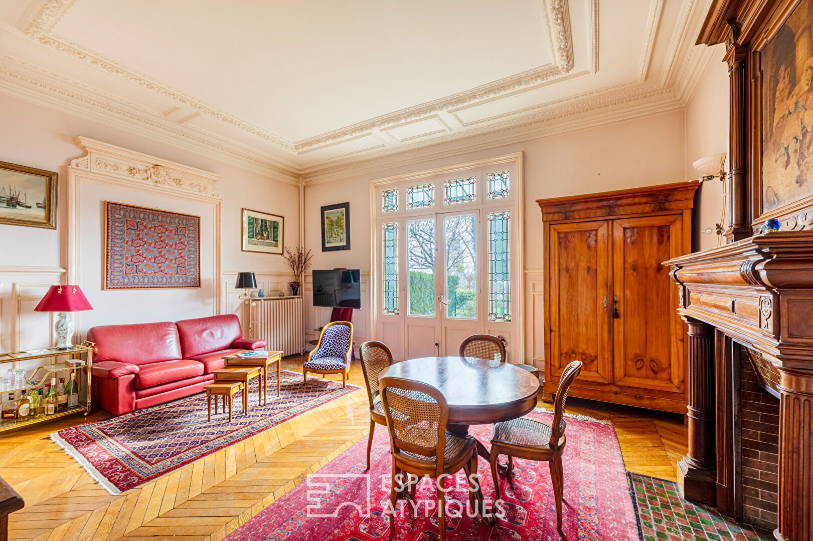 Apartment, belle époque style in bourgeois house, late 19th century