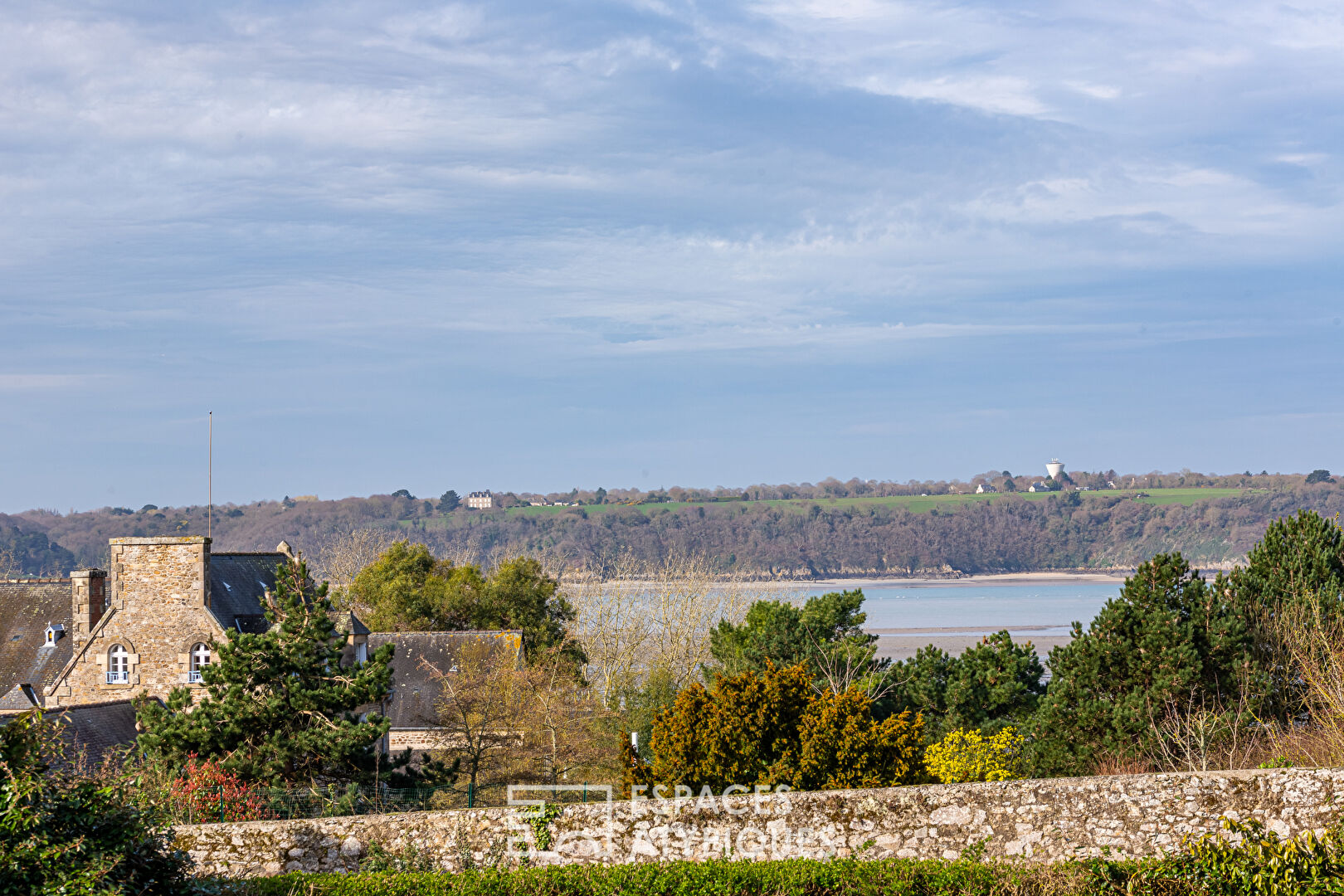 Maison 10 pièces  Presqu’île de Saint-Jacut de la mer