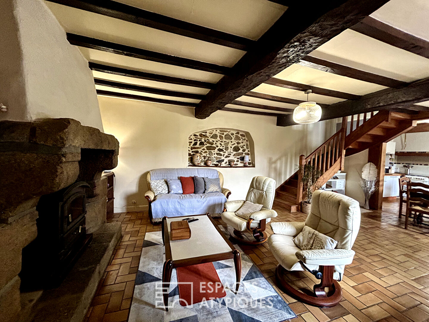 Double farmhouse in the Trieux countryside