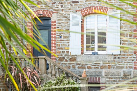 Belle maison d’époque et sa piscine à Quessoy