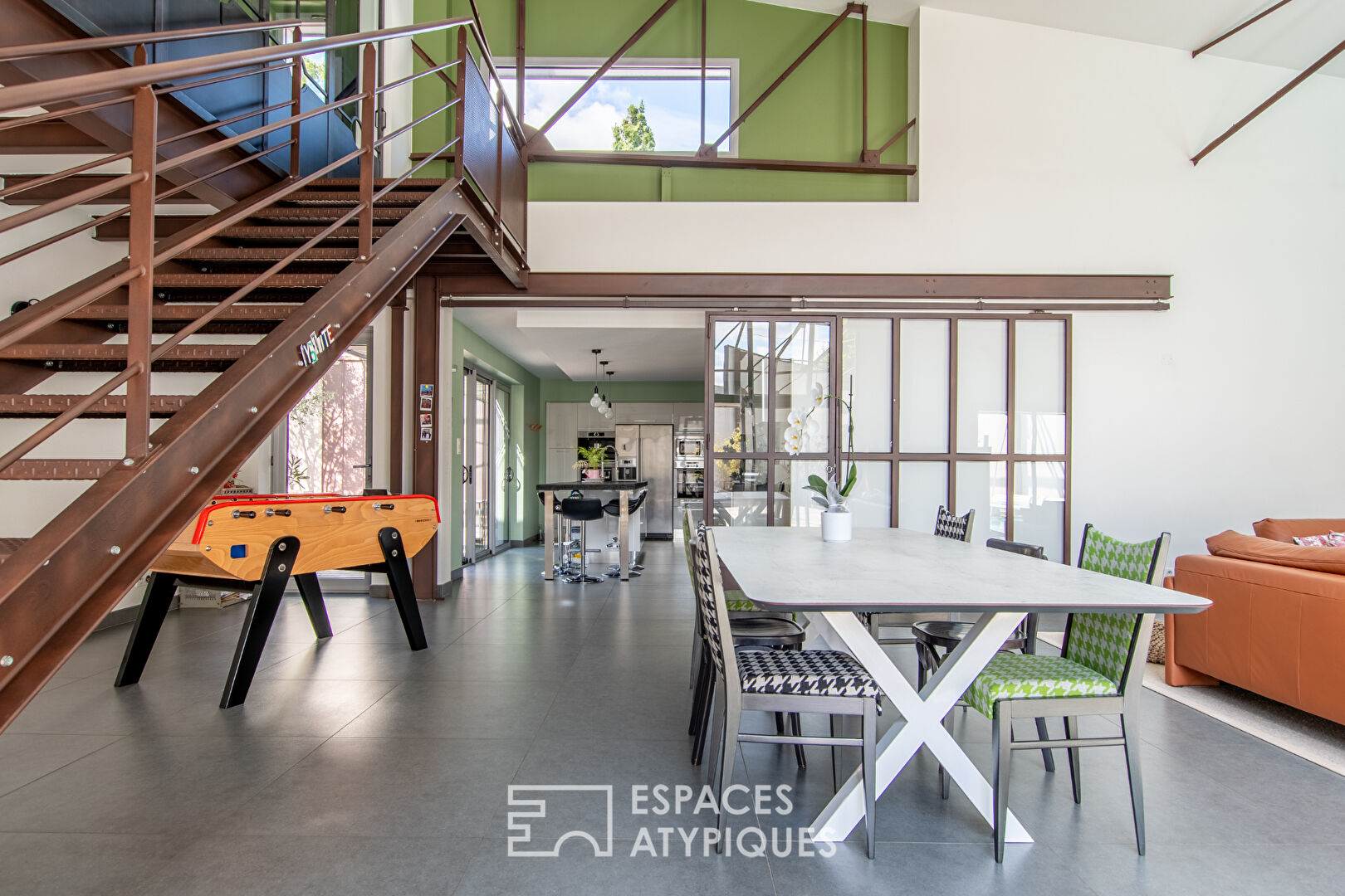 Loft d’architecte avec piscine