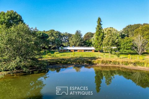 Maison d’architecte au coeur d’un majestueux massif forestier