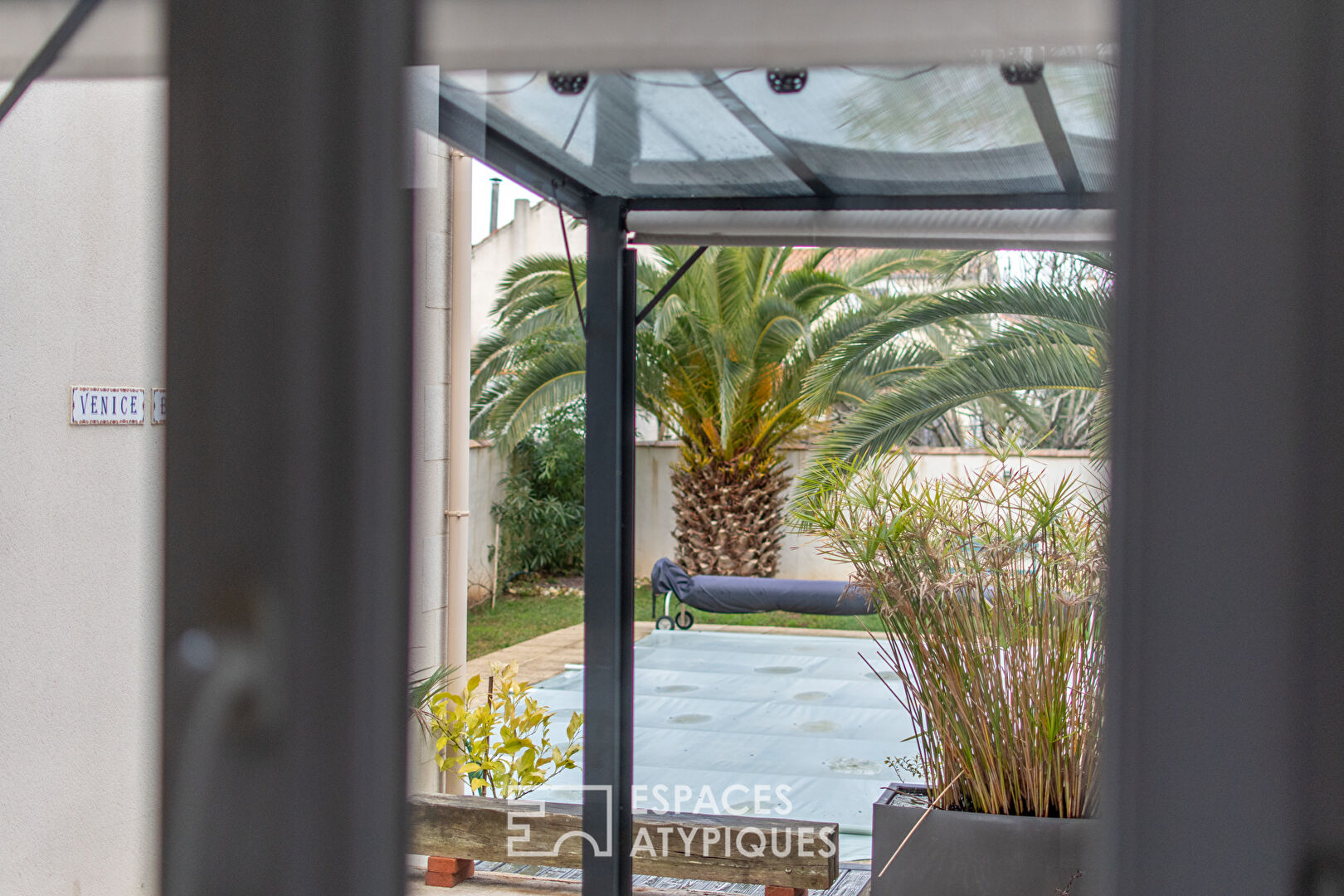 Maison bourgeoise avec piscine en centre-ville