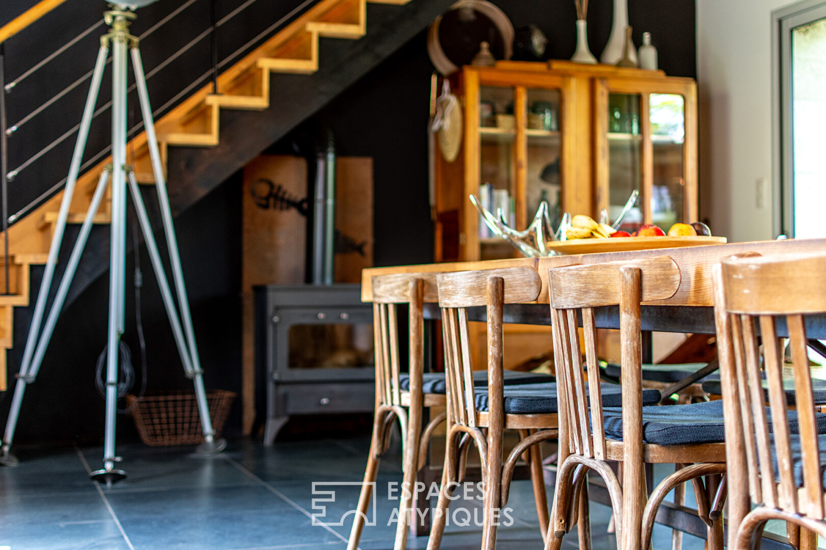 Authentique propriété avec piscine naturelle et lodge au coeur de la campagne