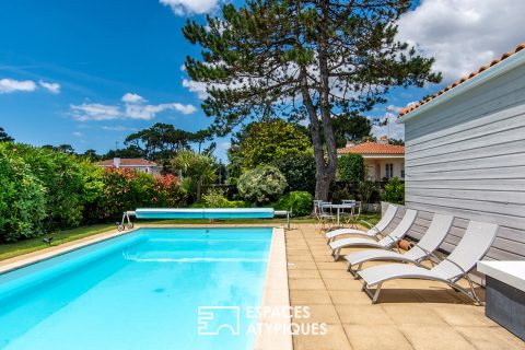 Architect-designed house in La Pironnière with swimming pool