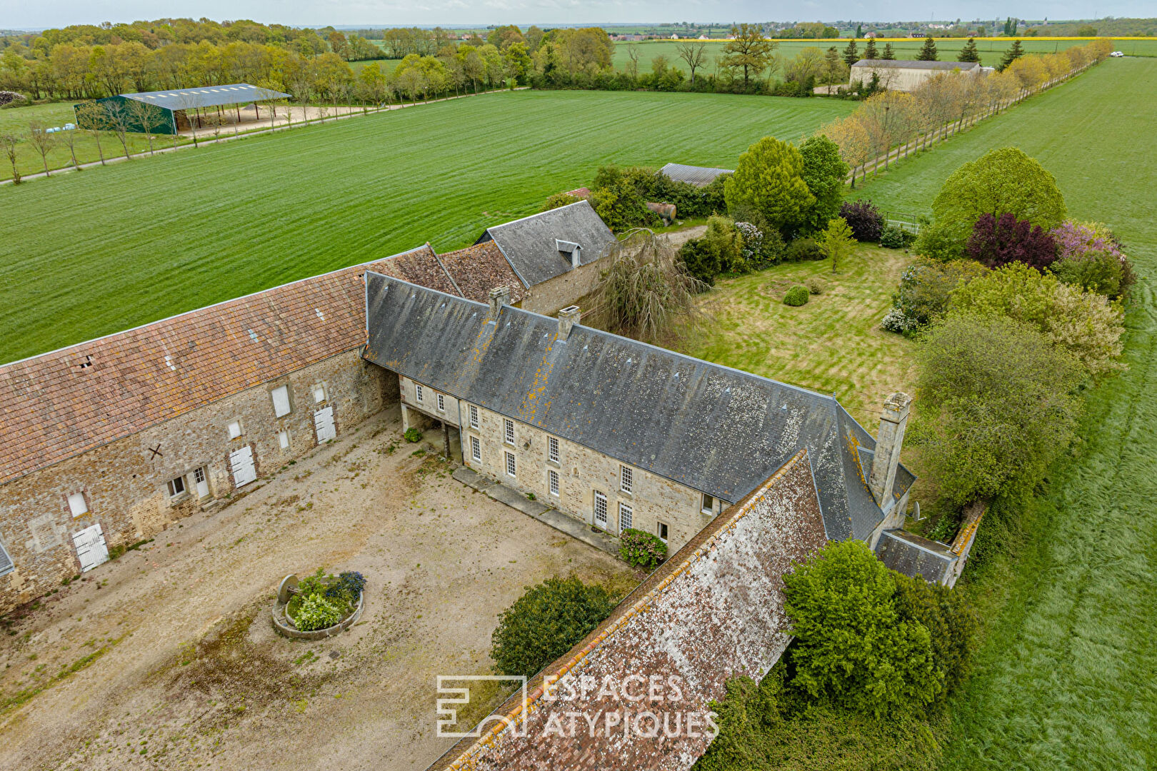 Authentique Corps de Ferme Normand du XVIIè siècle