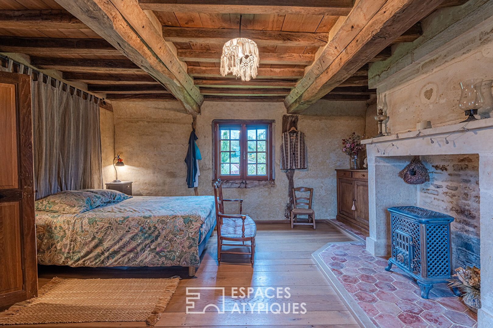 Maison Normande proche forêt avec herbage et boxes pour chevaux