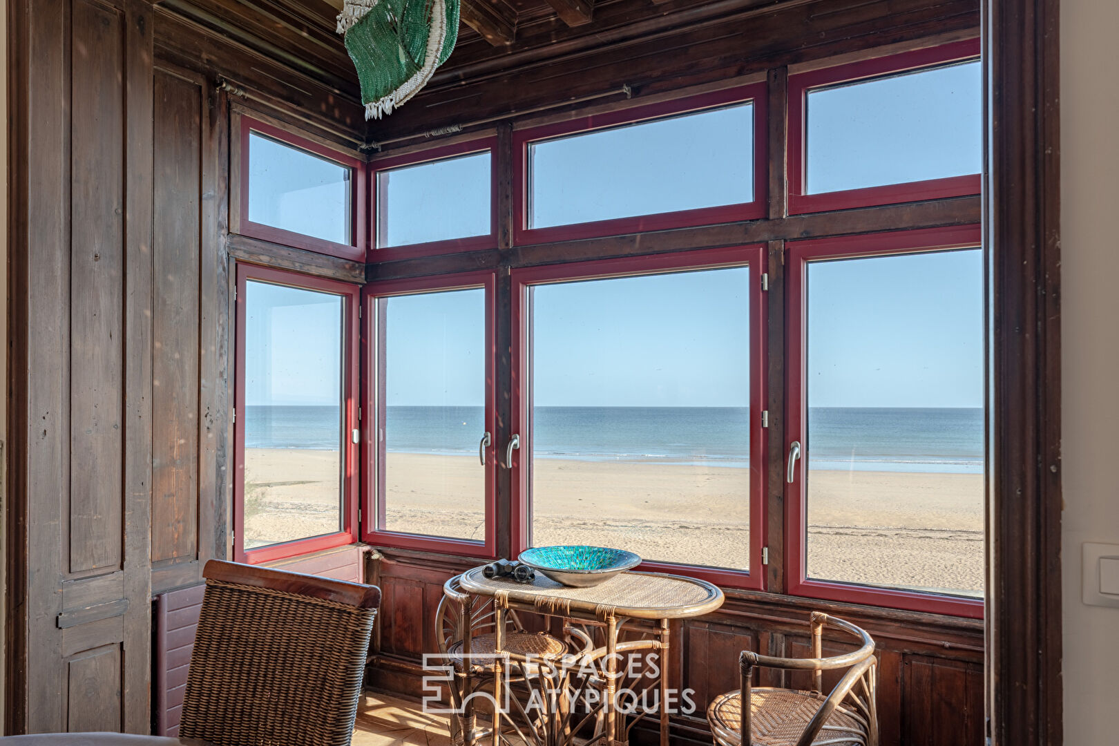 Appartement vue mer dans villa balnéaire