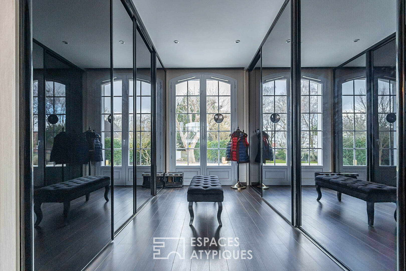 Belle maison Ile de France et sa piscine