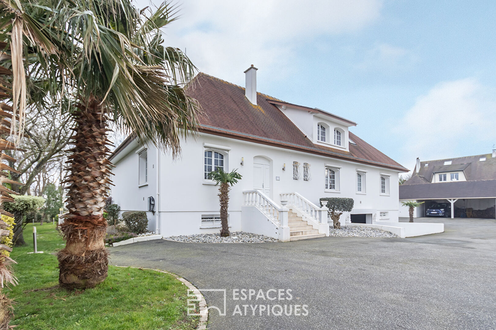 Belle maison Ile de France et sa piscine