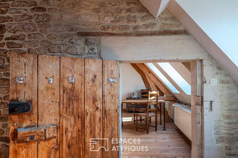 Maison en pierre de taille entre Caen et la mer