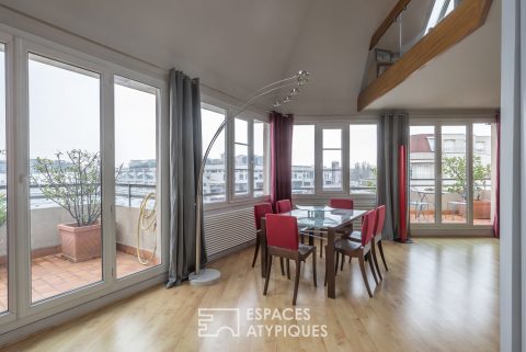 Duplex au dernier étage avec terrasses et vue sur Paris
