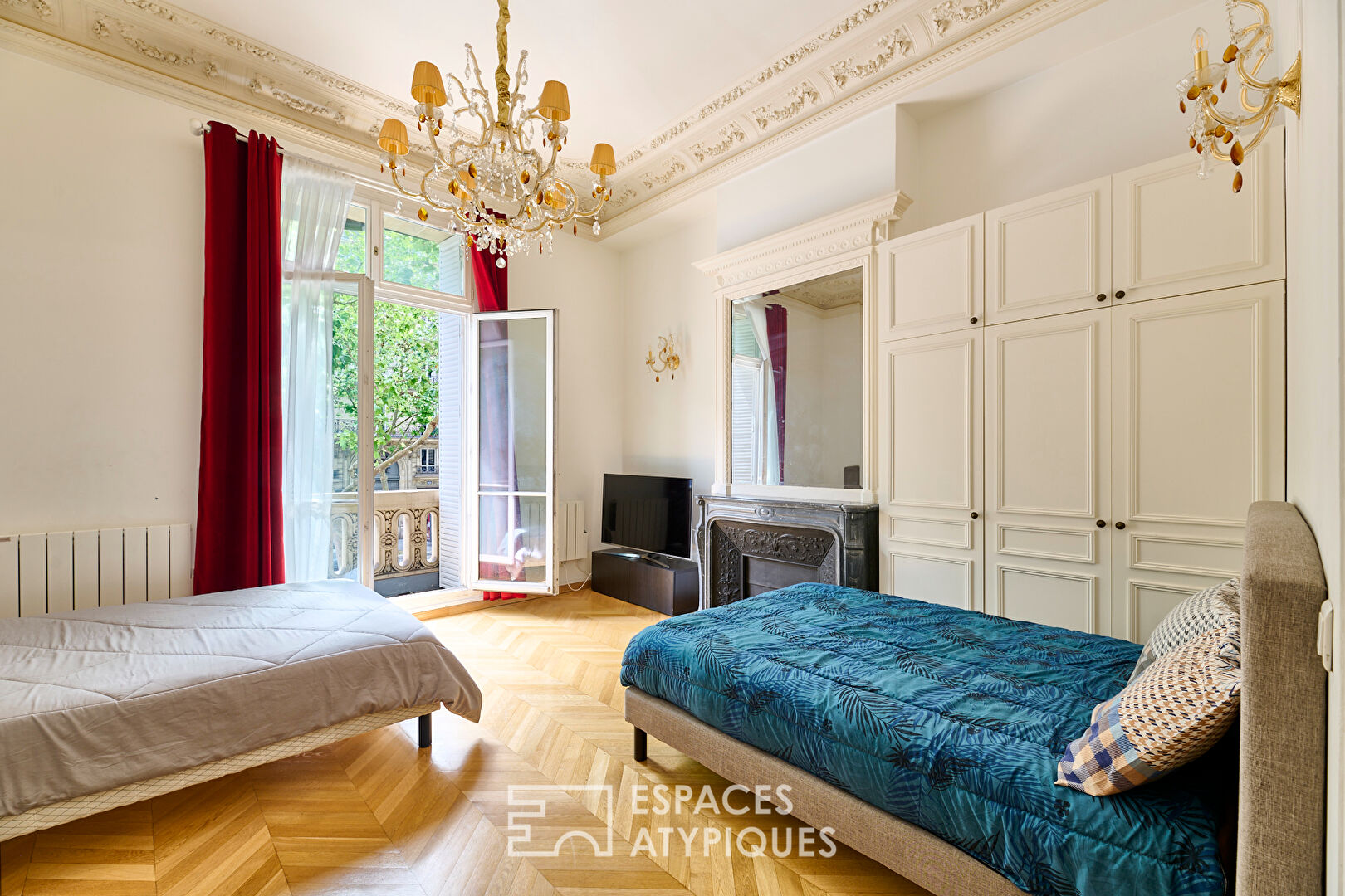 Haussmannian reception apartment – Monceau district