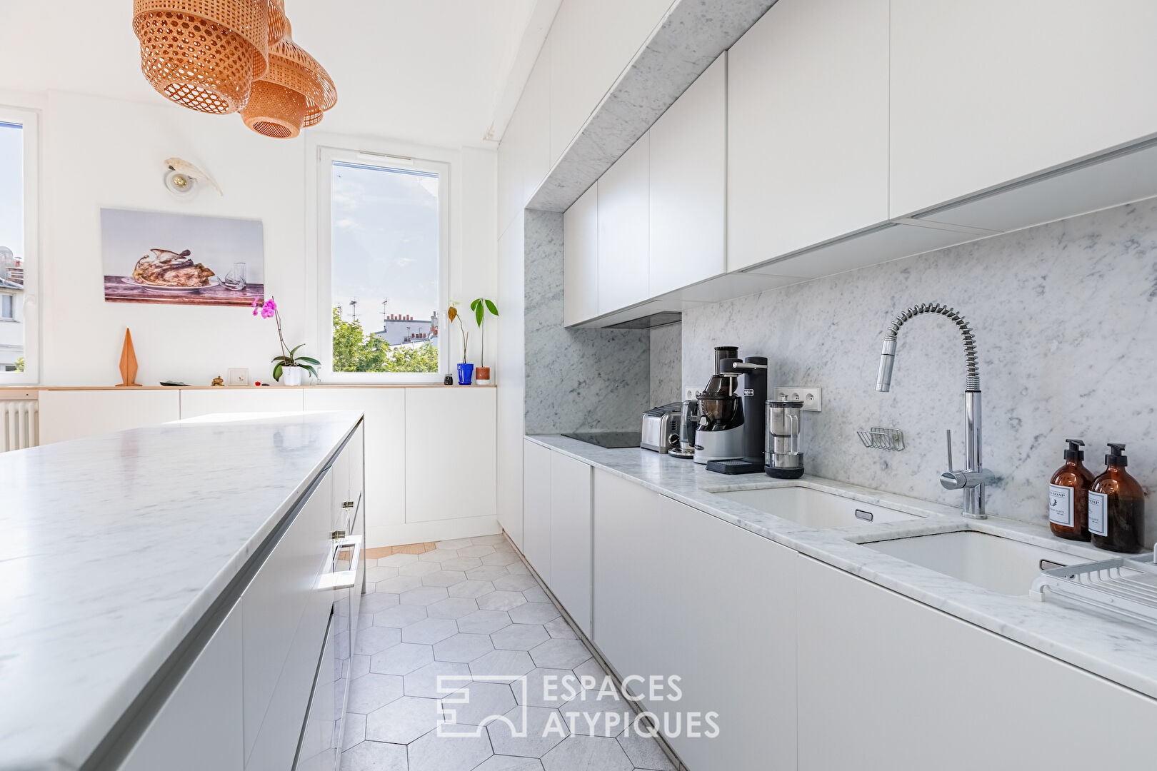 Renovated duplex on the top floor – Epinettes-Batignolles