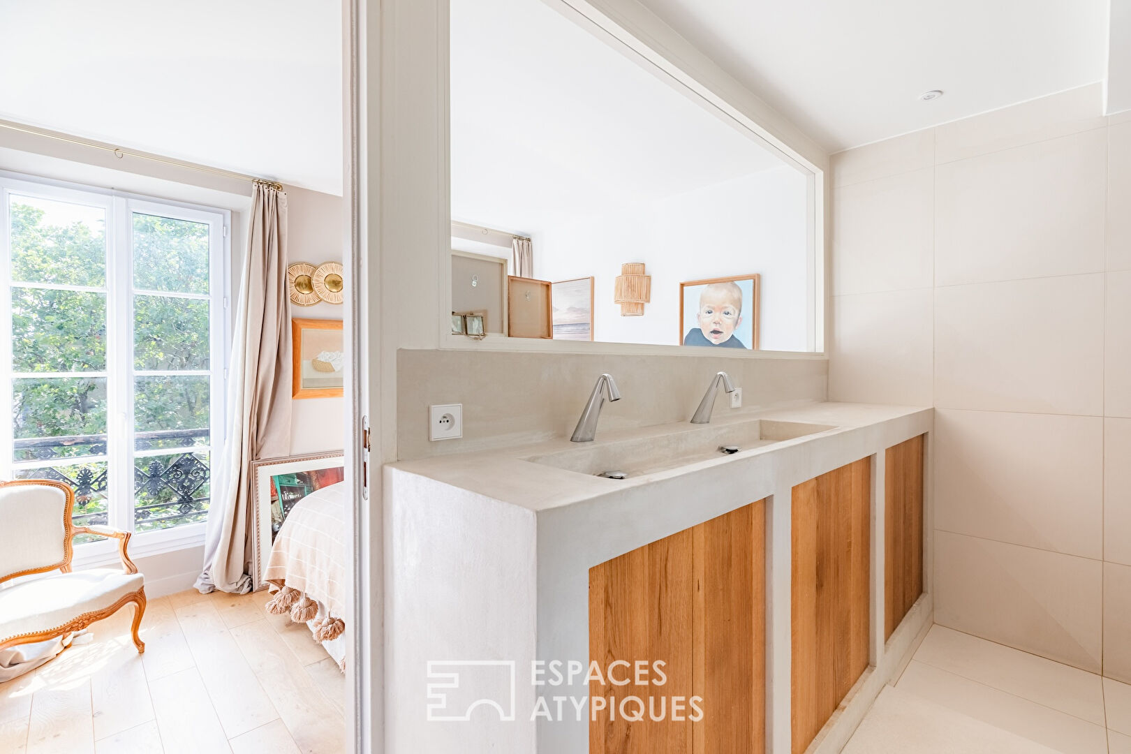 Duplex rénové en dernier étage – Epinettes-Batignolles