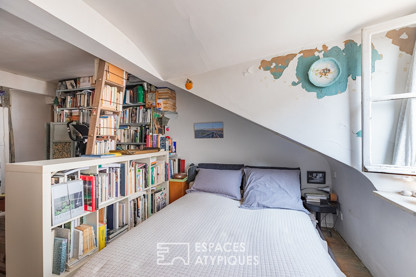 Top floor apartment to reimagine – Village des Batignolles