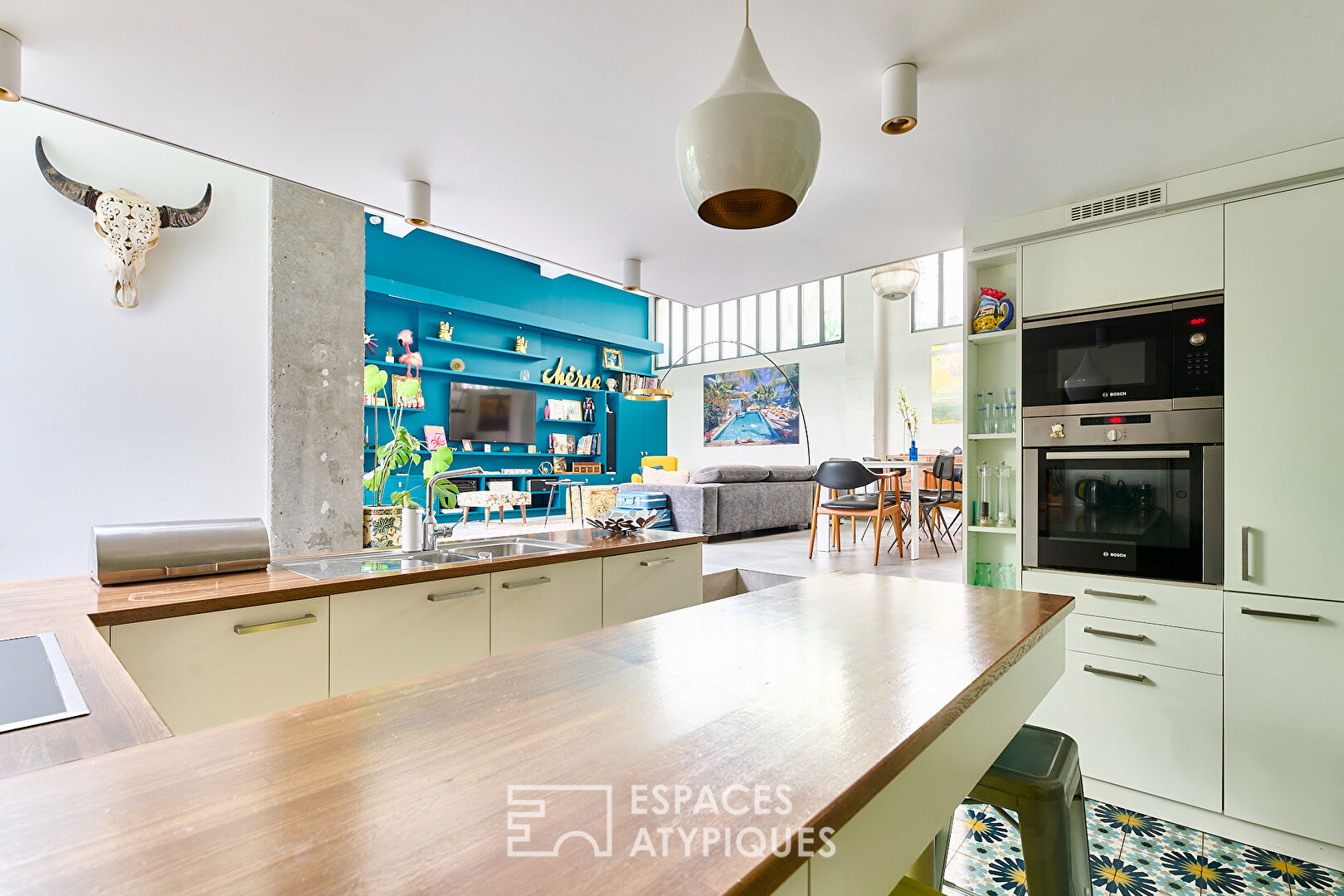 Loft en duplex avec terrasse aux Batignolles