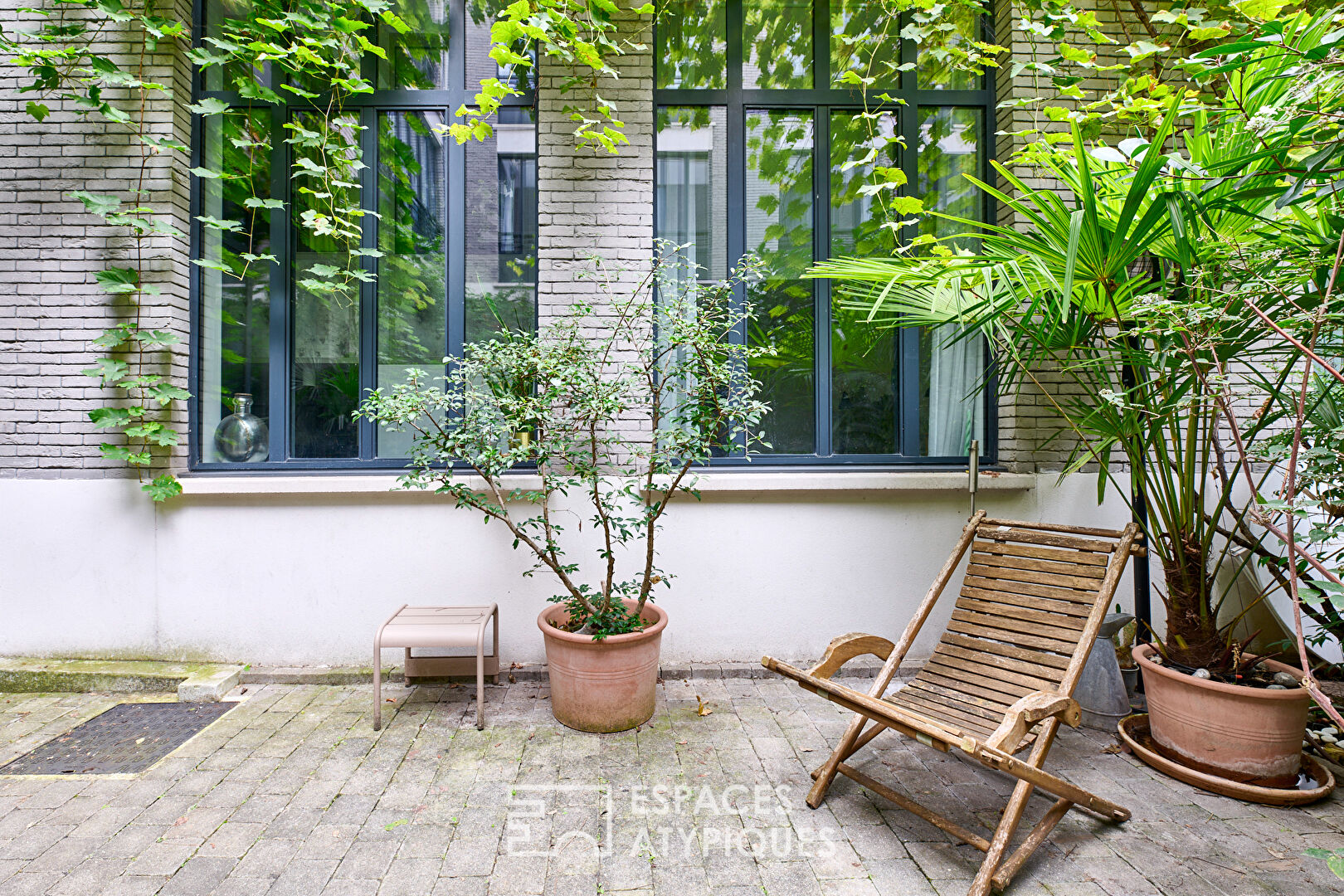 Duplex loft with terrace in Batignolles district