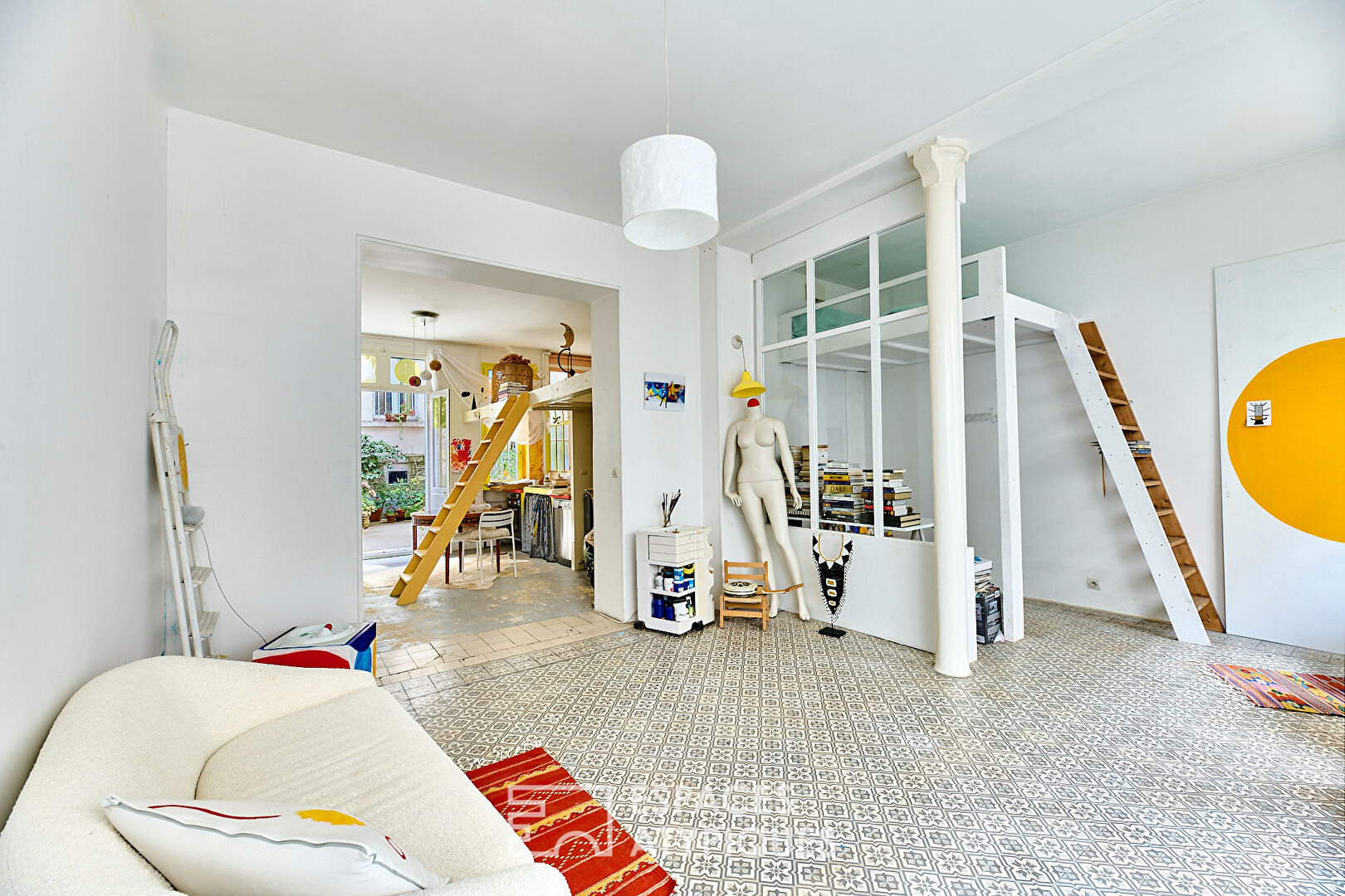 Artist’s loft in former grocery store in Château Rouge