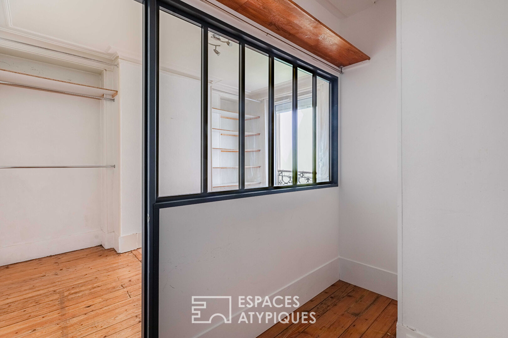 Appartement sur cour aux Batignolles