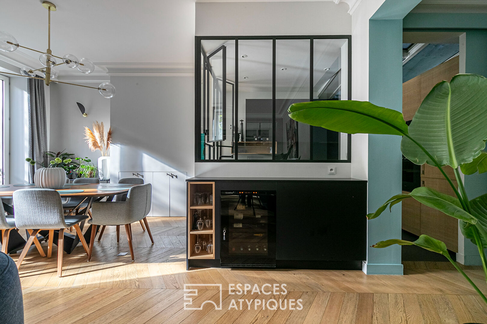 Apartment renovated by architect in Saint-Augustin