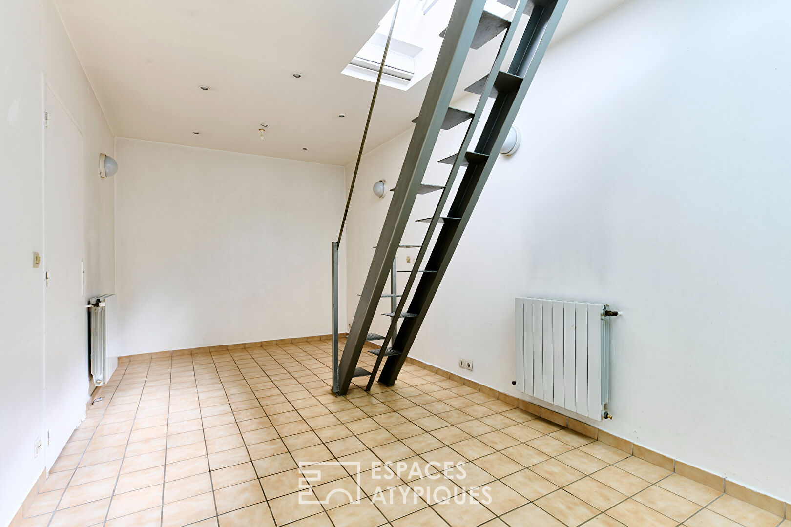 Loft in old shop to renovate