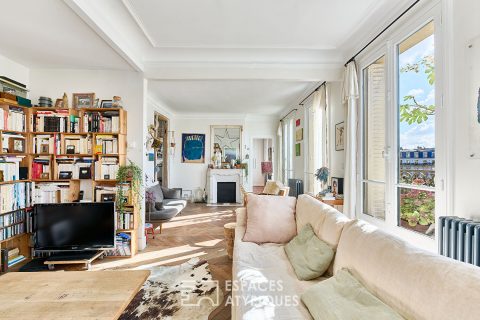 Duplex familial bohème chic avec balcon – Montmartre-Anvers