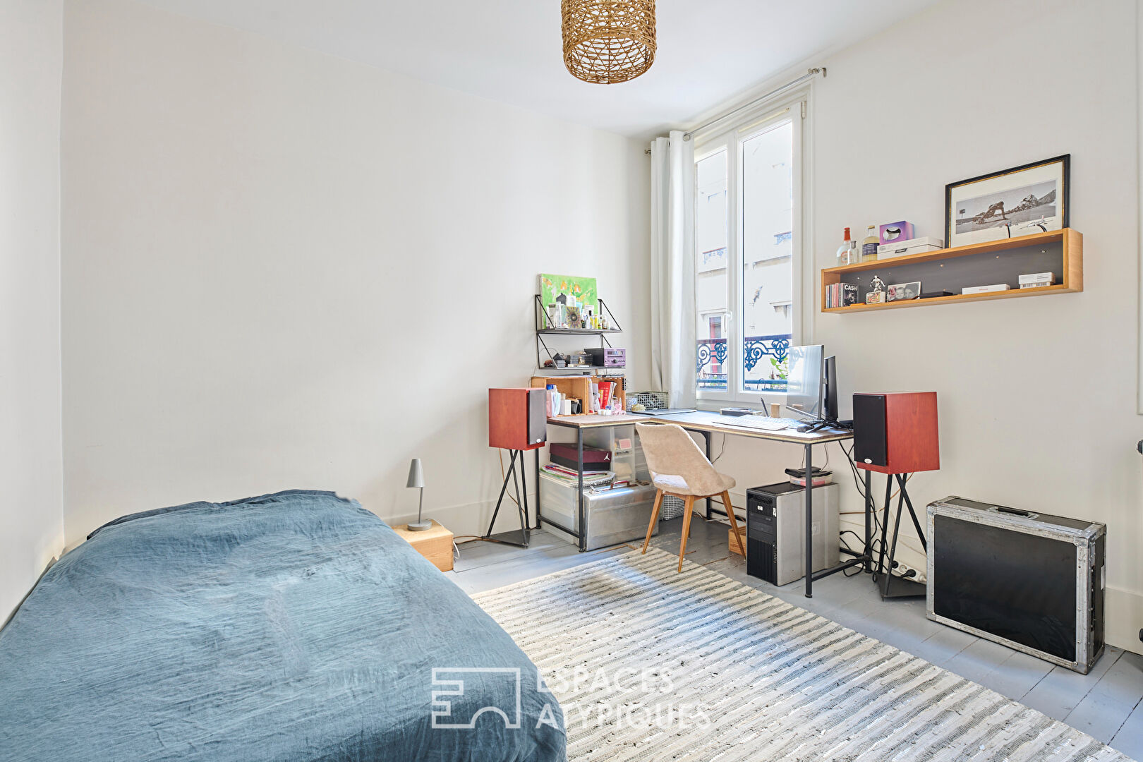 Bohemian chic family duplex with balcony – Montmartre-Anvers