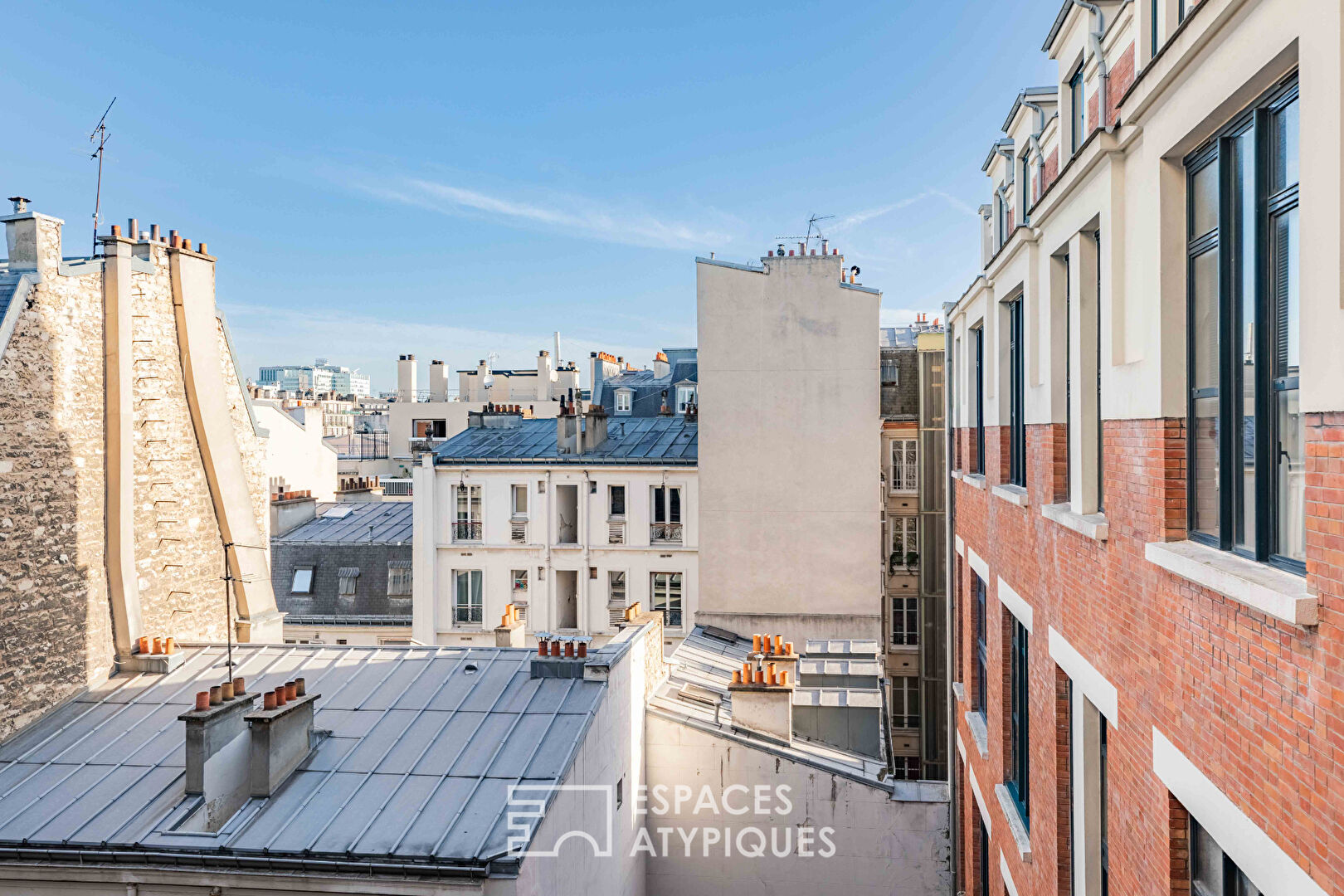 Duplex esprit atelier rénové par architecte – Promenade Pereire