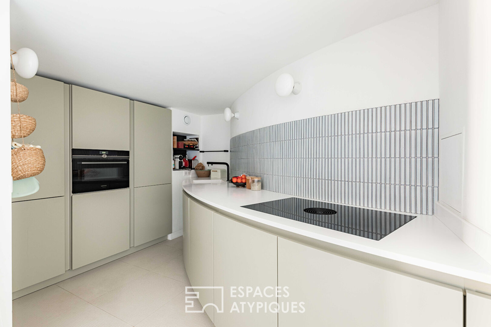 Duplex esprit atelier rénové par architecte – Promenade Pereire