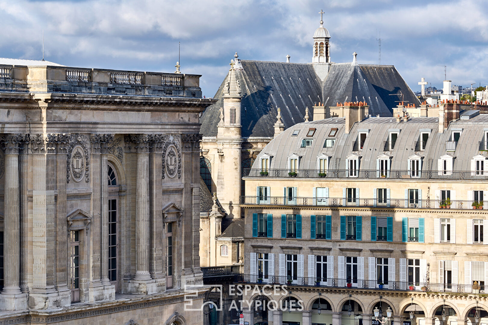 Luxueux dernier étage au coeur de Paris avec vues imprenables sur ses monuments