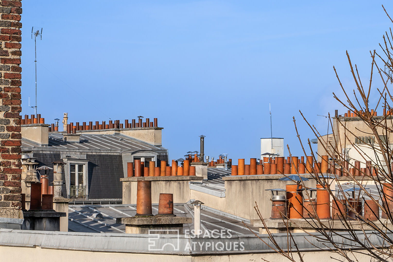 Maison années 30 au style anglo-normand à Montmartre