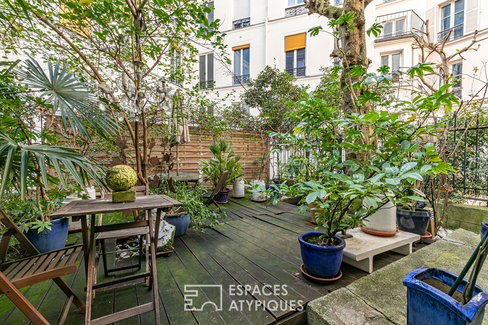 Appartement avec jardin privatif proche Square Montholon