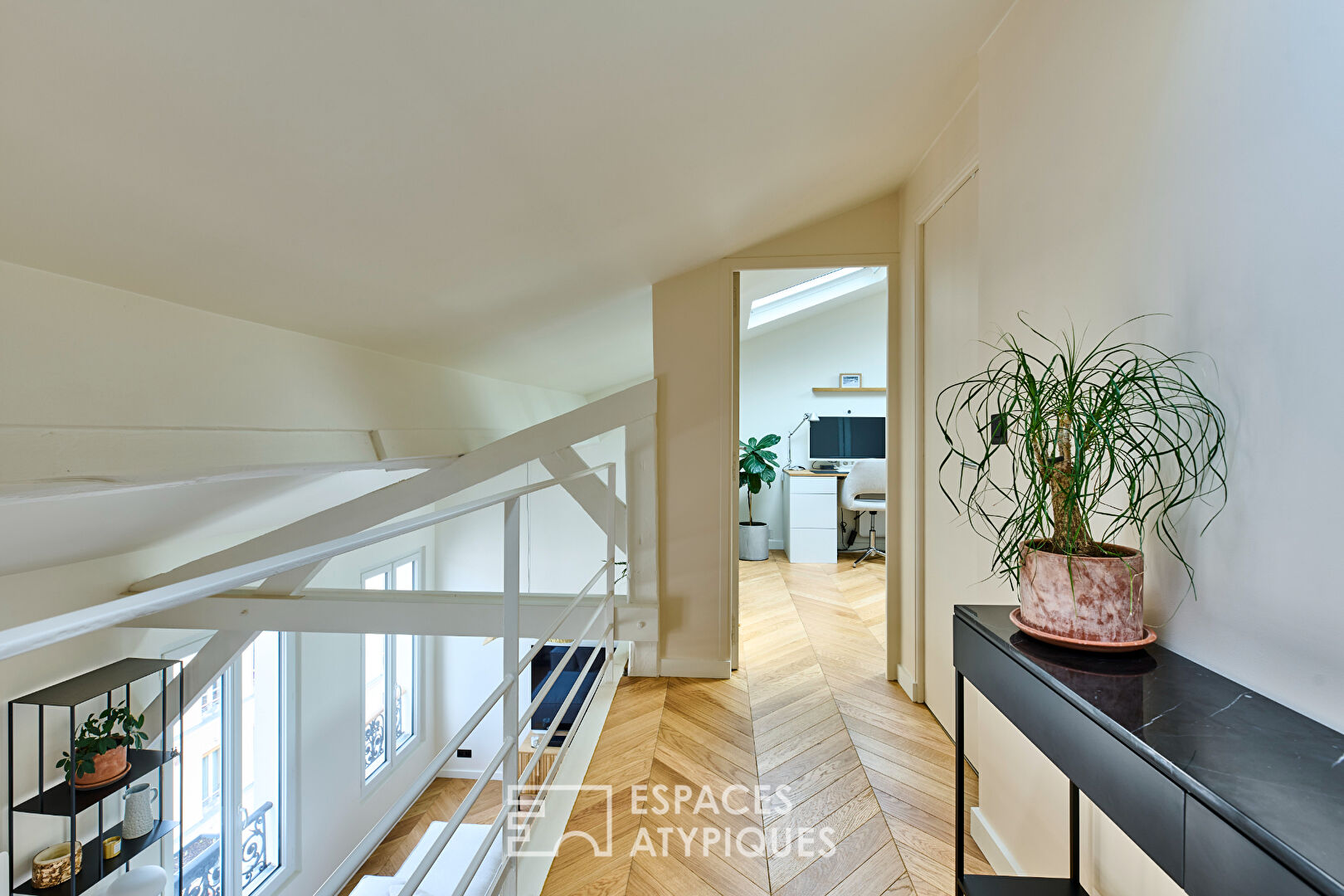 Renovated duplex on the top floor in Batignolles