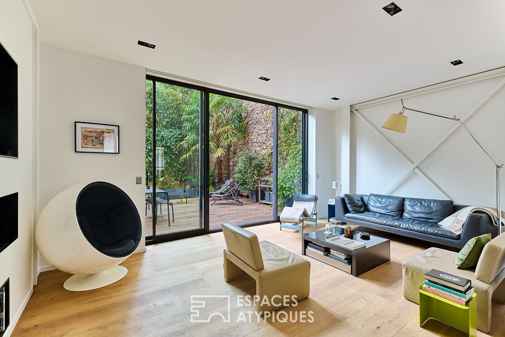 Crossing family duplex with terraces – Village d’Auteuil