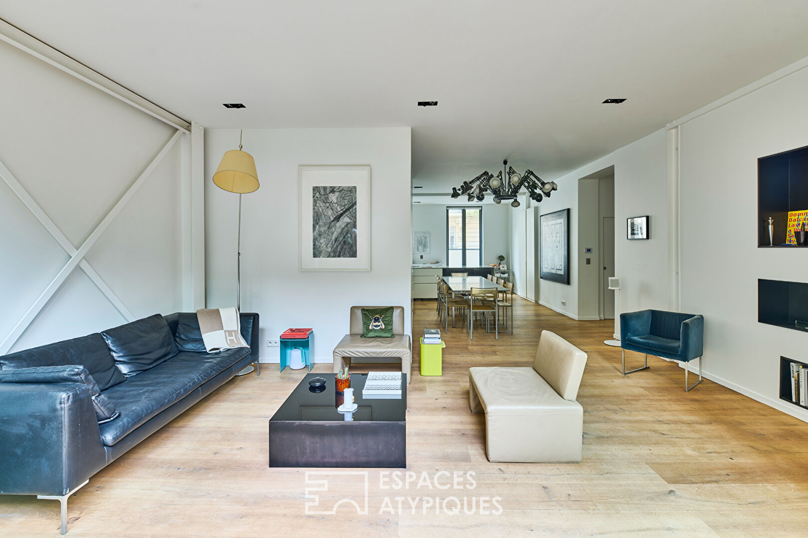 Crossing family duplex with terraces – Village d’Auteuil