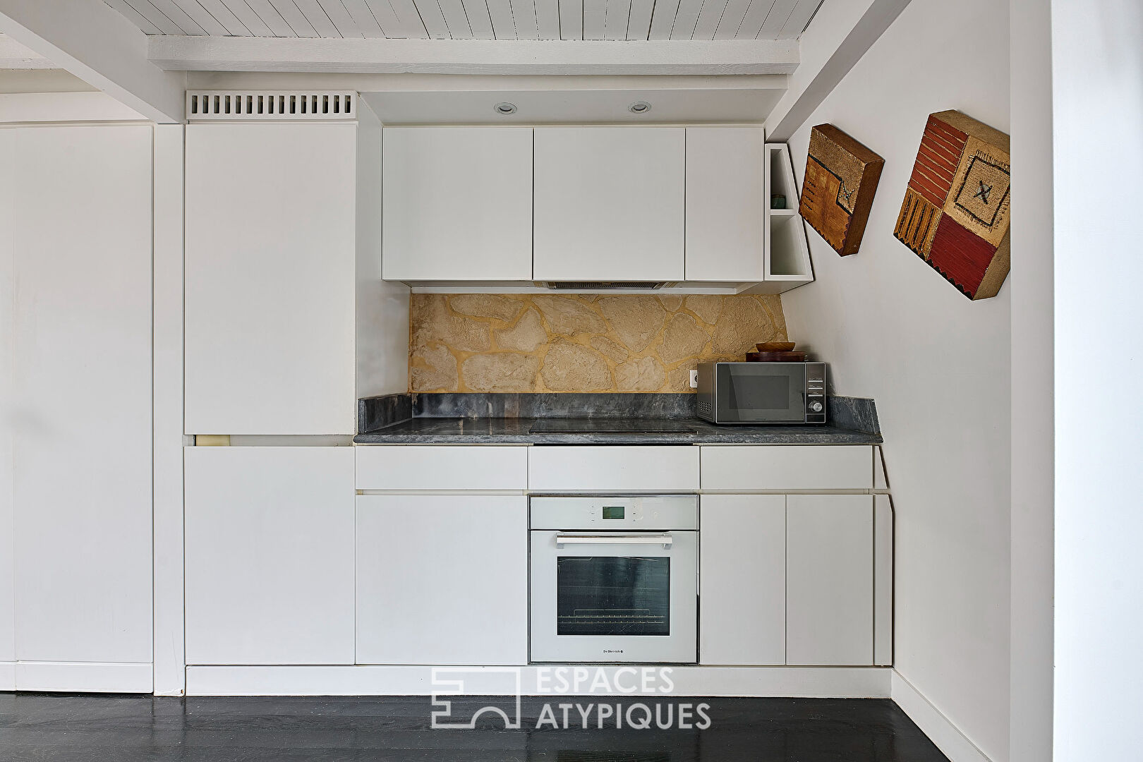 Former artist’s studio on the top floor with a view of Sacré Coeur