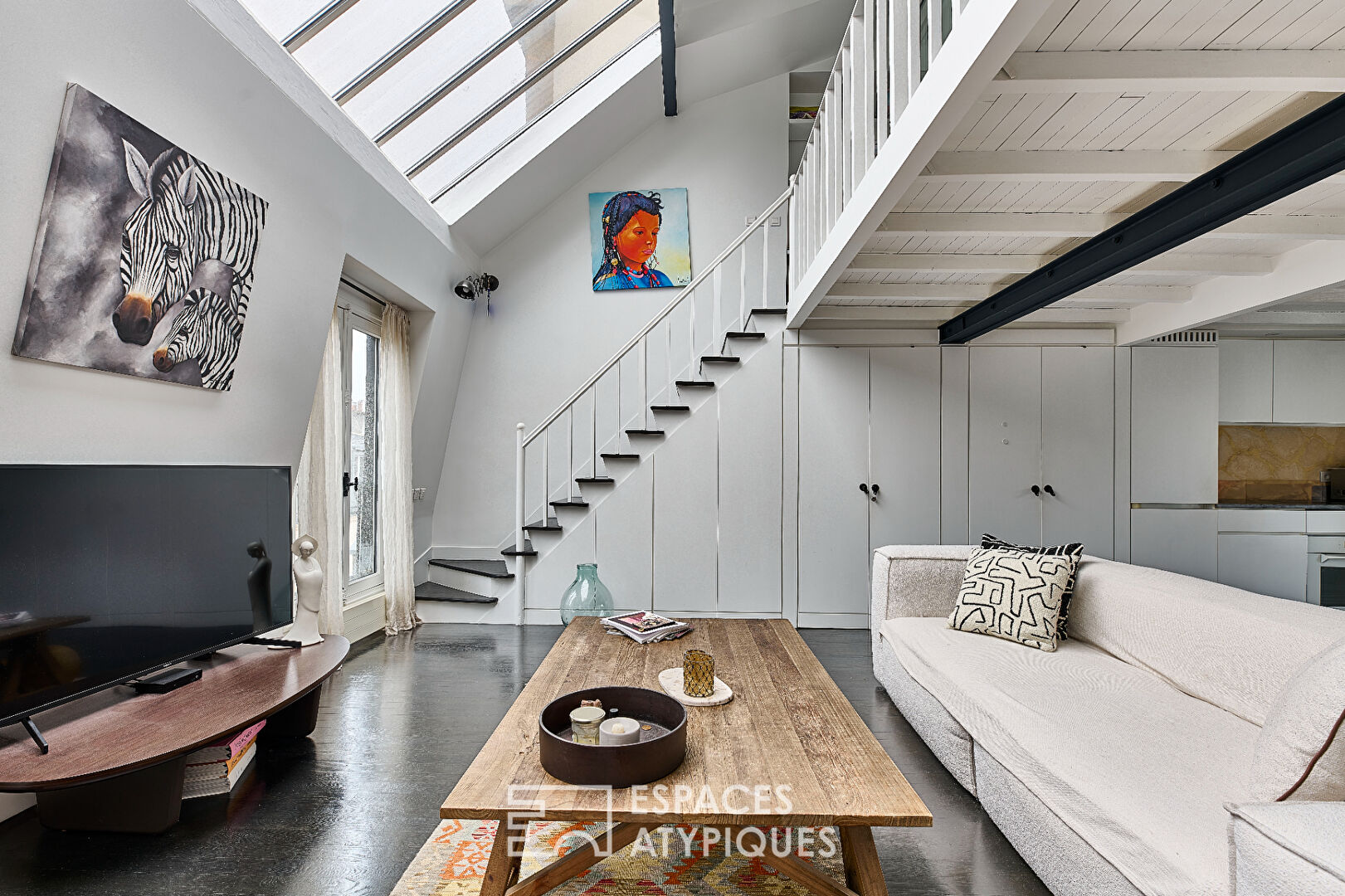 Former artist’s studio on the top floor with a view of Sacré Coeur