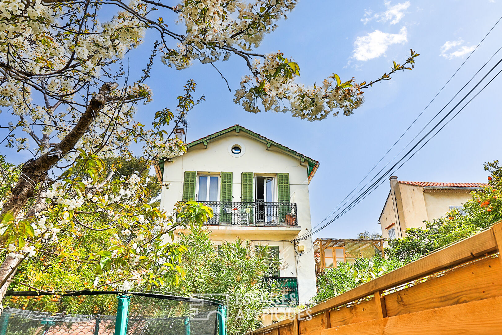 Appartement « cosy » en Rez de jardin dans une maison de maître