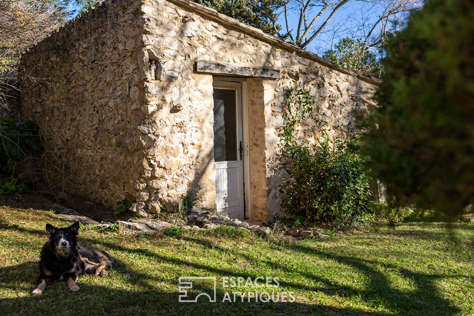 17th century farmhouse in Provence Verte