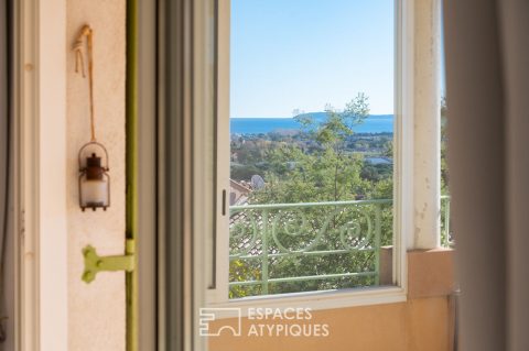 Bright three-room apartment with sea view terrace. Bormes Les Mimosas