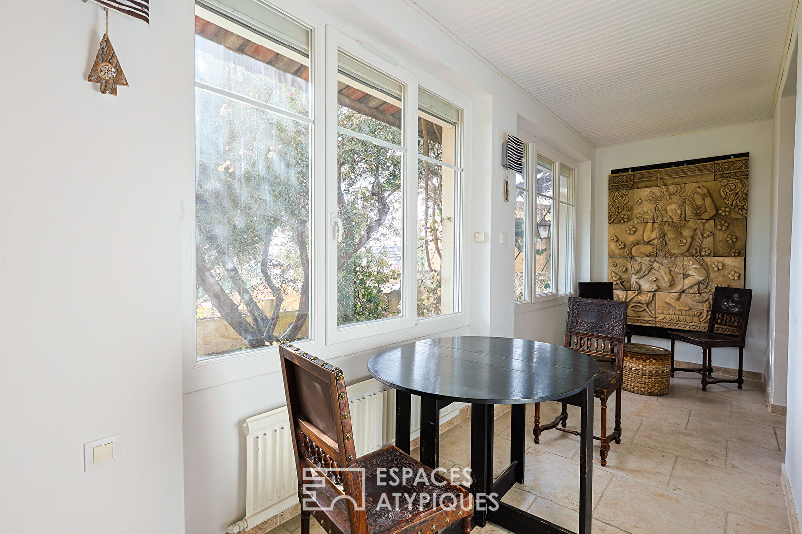 1930s villa with mineral charm in Toulon