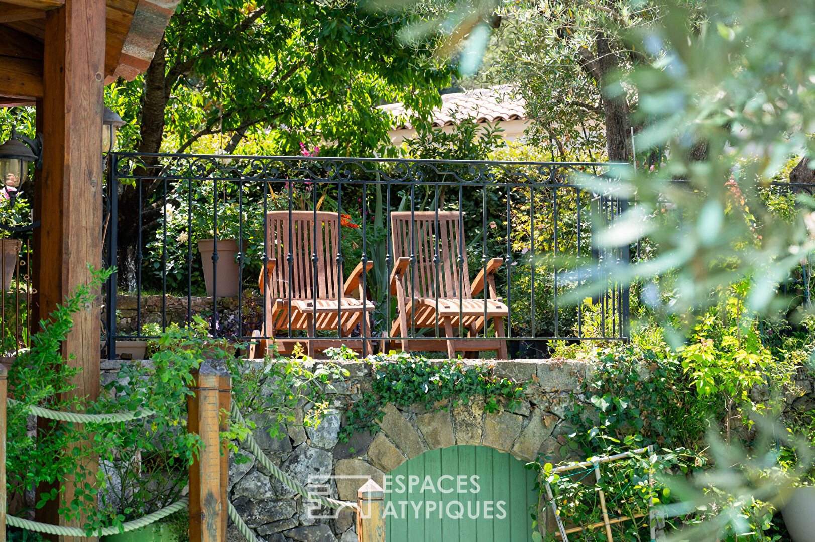 Maison de charme avec piscine dans un cadre bucolique